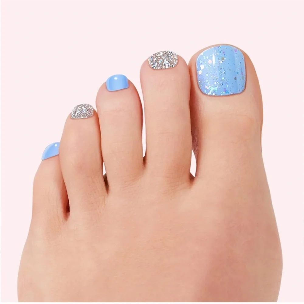 Dashing Diva Starter Kit UV Gel Wrap Mani & Pedi Bundle
